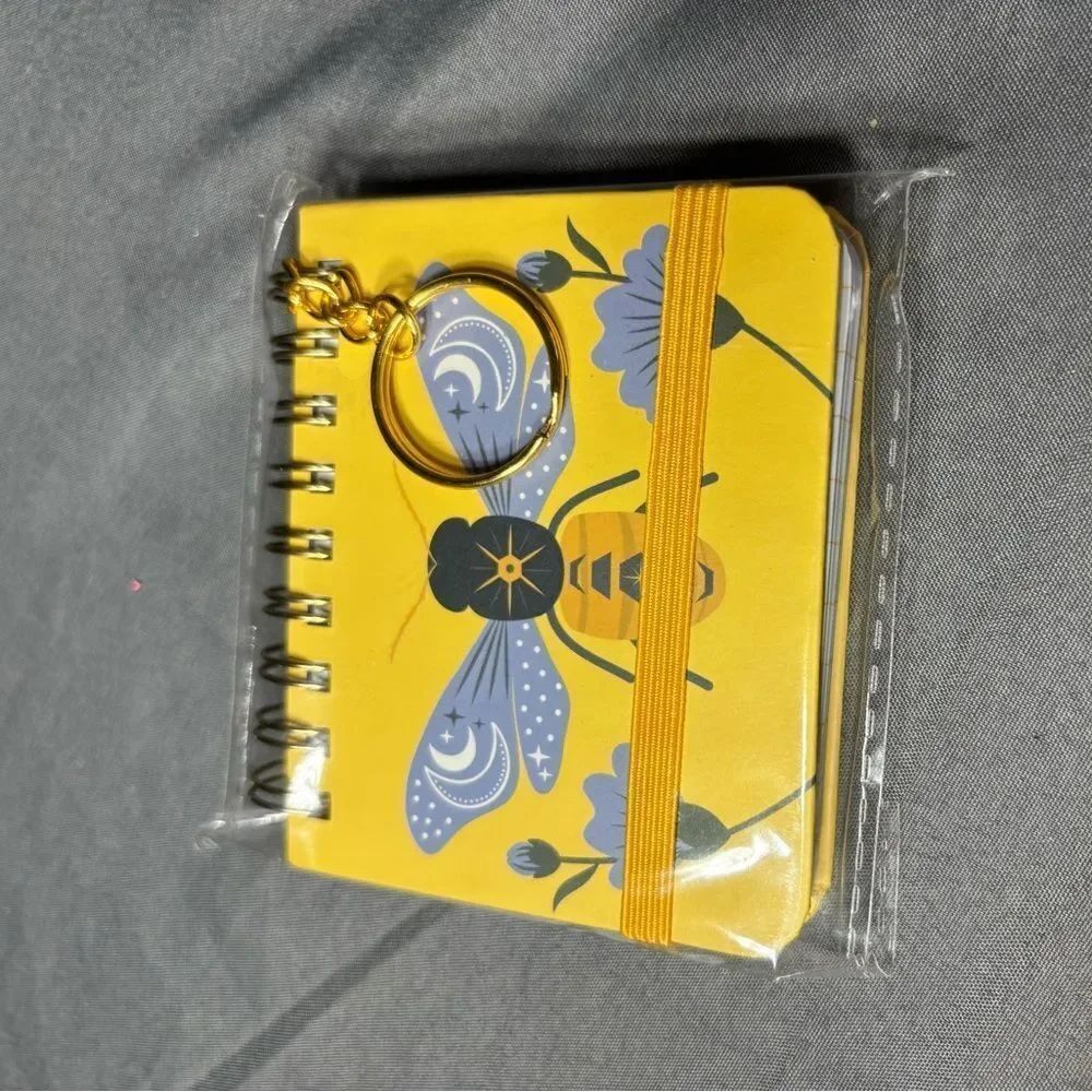 New Yellow BeeβSpiral Pocket Notebook with Keyring